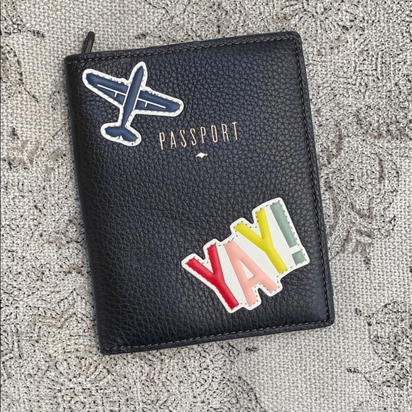 Fossil Handbags - Fossil Passport Holder NEW